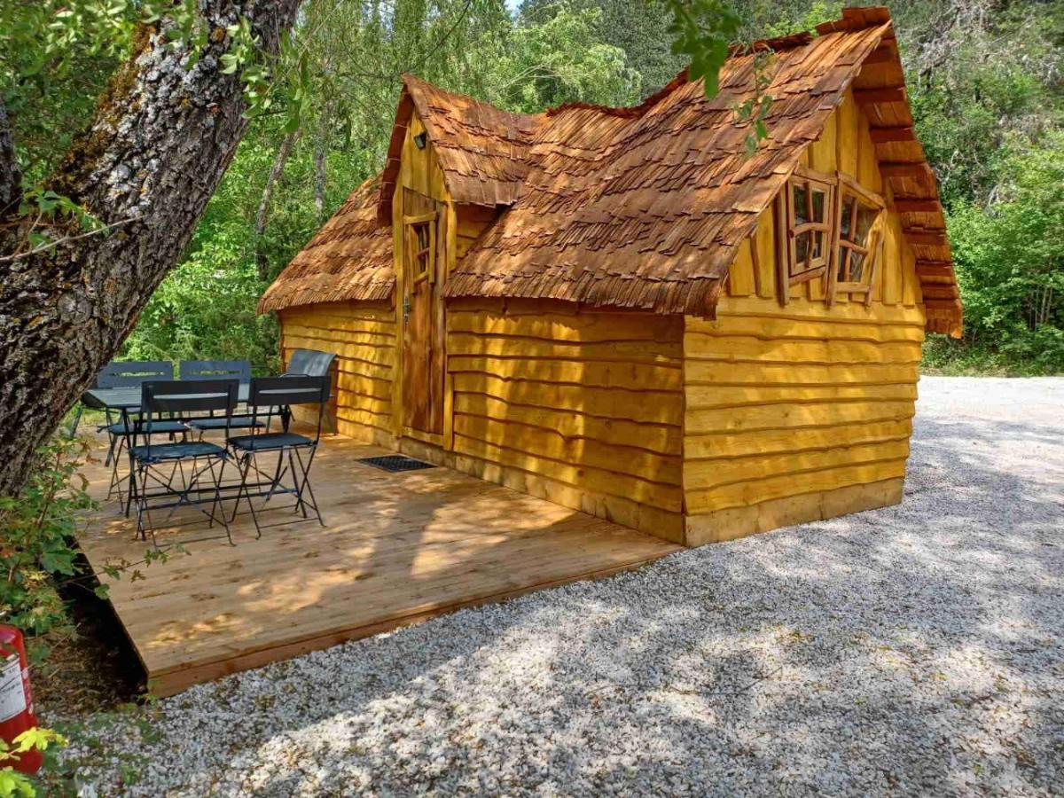 Camping La Ferme De Castellane Bagian luar foto