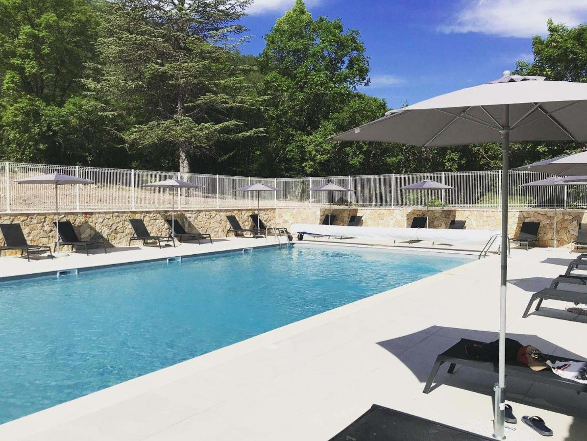 Camping La Ferme De Castellane Bagian luar foto