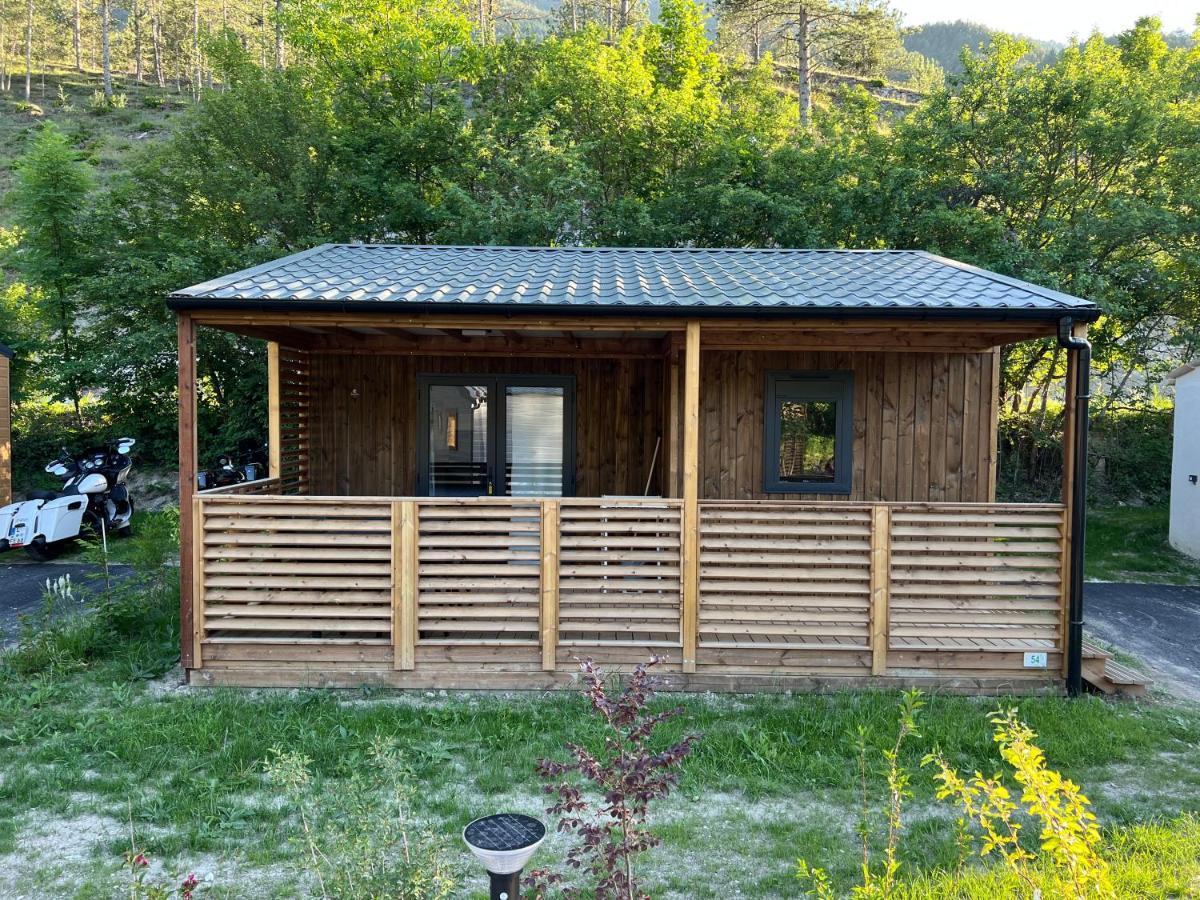 Camping La Ferme De Castellane Bagian luar foto