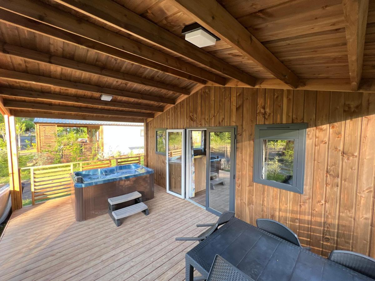 Camping La Ferme De Castellane Bagian luar foto