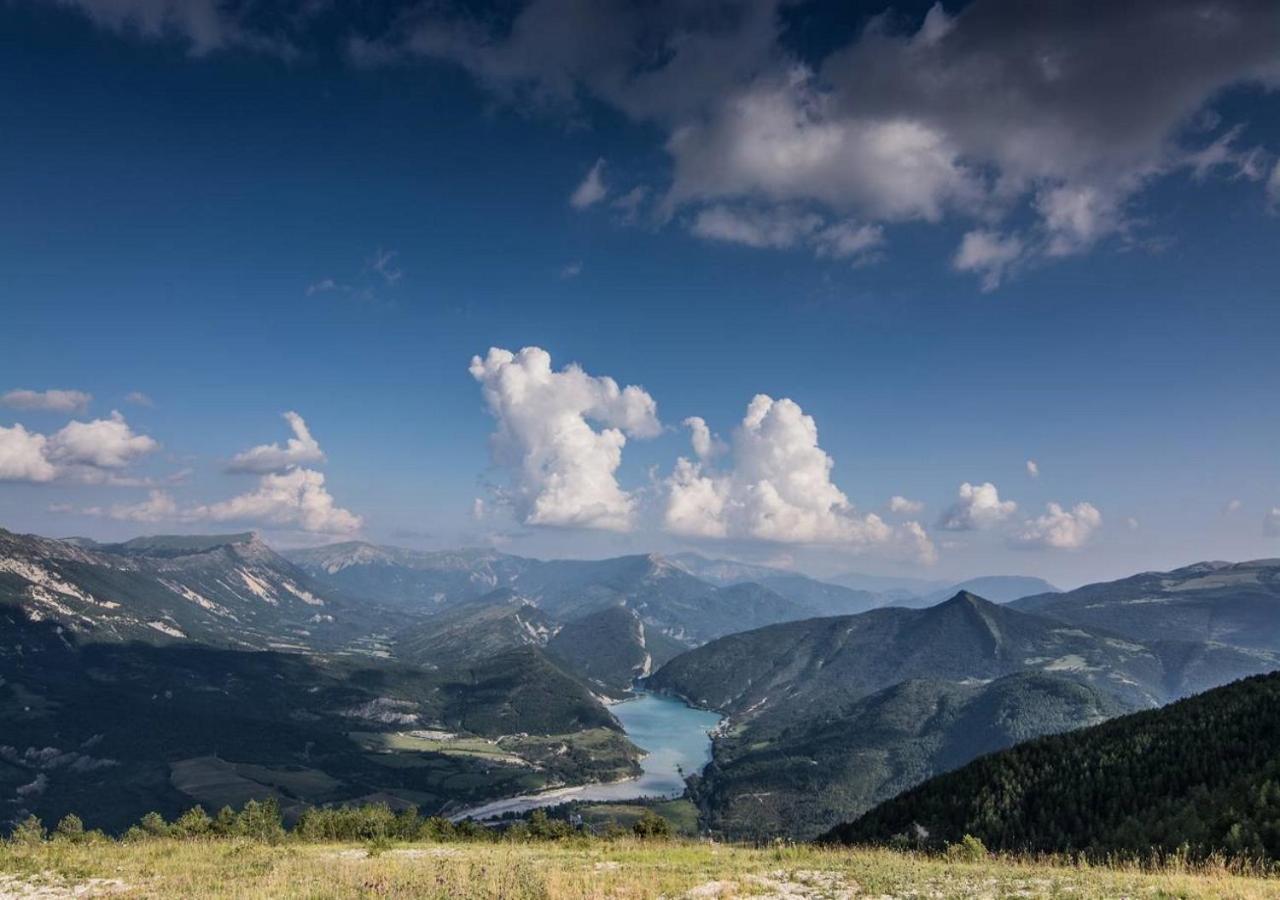 Camping La Ferme De Castellane Bagian luar foto